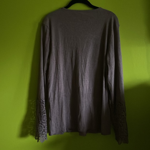 NWOT Brand Unknown Purple Henley Top Shirt With Half Lace Sleeves Size XXL - Picture 3 of 3